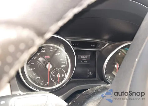 2017 Mercedes-Benz Cla 250 z USA, uszkodzony, nr VIN WDDSJ4EB6HN457908